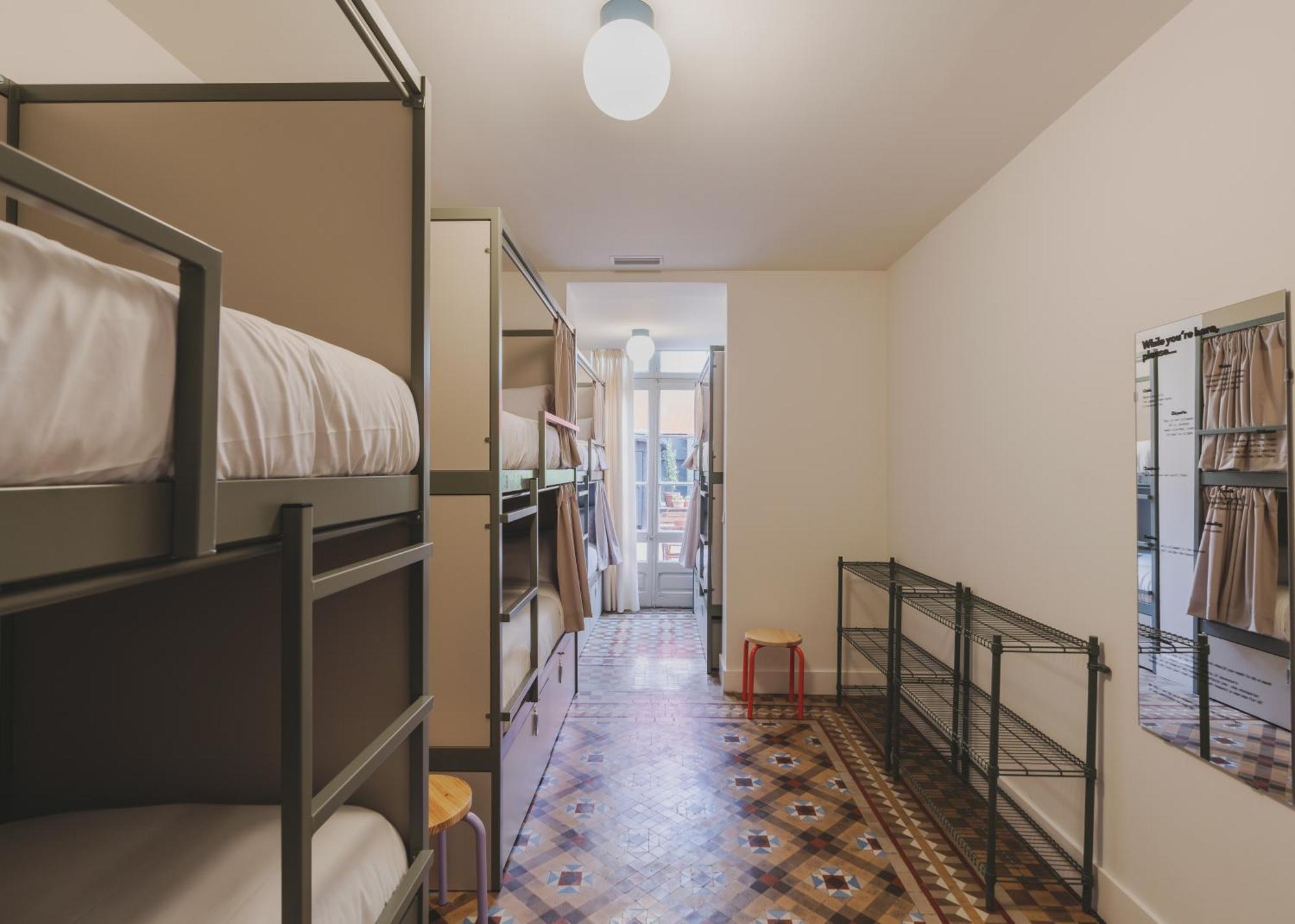 Piulet Hostel Barcelona Kültér fotó